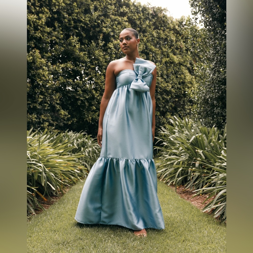 Petal & Pup One-Shoulder Satin Bow Dress in Light Blue